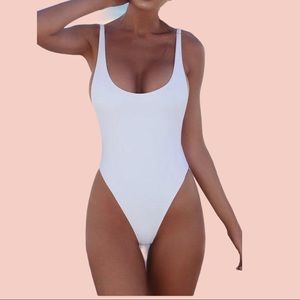NWOT WHITE CHEEKY ONE PIECE HIGH CUT LEG PADDed